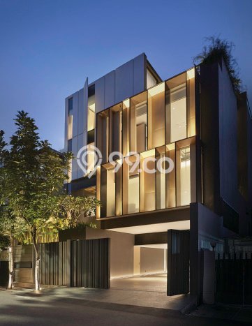 Rumah Luxury Modern Siap Huni di Senayan Jakarta Selatan Rumah Luxury Modern Siap Huni di Senayan Jakarta Selatan