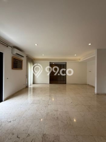 Ready to Use! Luxury House LT 425m2 Desain Elegan di Kemang Ready to Use! Luxury House LT 425m2 Desain Elegan di Kemang