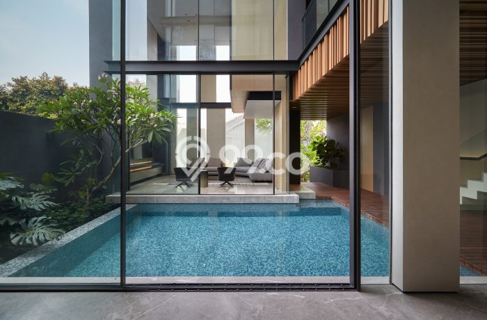 Rumah Luxury Modern Siap Huni di Senayan Jakarta Selatan Rumah Luxury Modern Siap Huni di Senayan Jakarta Selatan