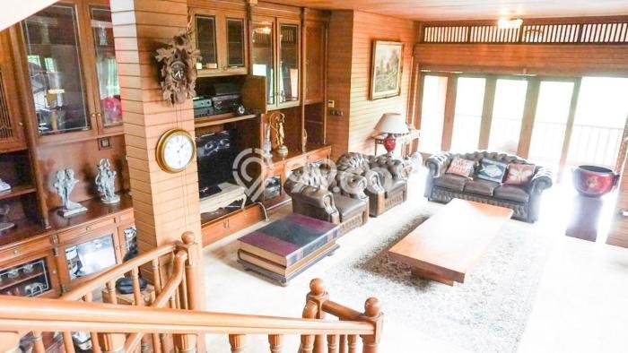 Siap Huni Rumah Mewah 6 Kamar di Cinere Dekat ke Mana Saja Siap Huni Rumah Mewah 6 Kamar di Cinere Dekat ke Mana Saja