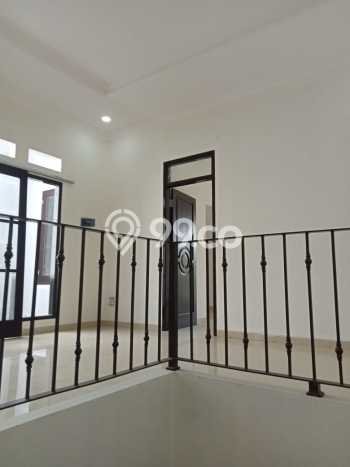 For Sale Rumah Mewah Exclusive di Duren Sawit, Jakarta Timur For Sale Rumah Mewah Exclusive di Duren Sawit, Jakarta Timur