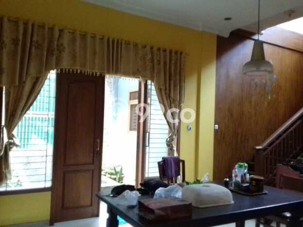 Rumah Luxury Modern Tanpa Renovasi di Jatiwaringin Bekasi Rumah Luxury Modern Tanpa Renovasi di Jatiwaringin Bekasi