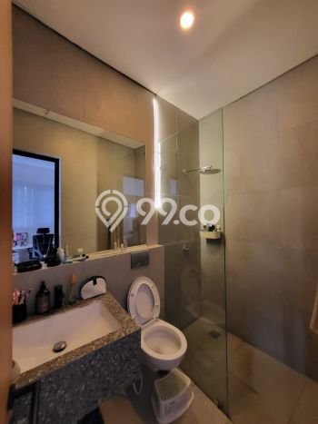 Rumah Eksklusif Dijual LT 255m2 di Ciputat, Tangerang Selatan Rumah Eksklusif Dijual LT 255m2 di Ciputat, Tangerang Selatan