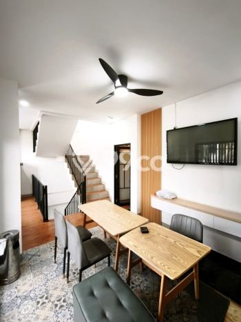 Kost Dijual di Cipete dengan 29 KT dan Luas 300m2 Kost Dijual di Cipete dengan 29 KT dan Luas 300m2
