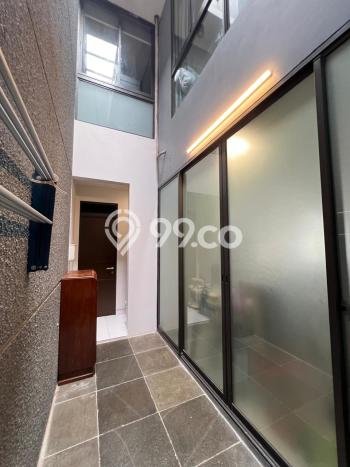 Dijual Rumah Luas Megah Dengan View Eksklusif di Bintaro, Tangerang Selatan Dijual Rumah Luas Megah Dengan View Eksklusif di Bintaro, Tangerang Selatan