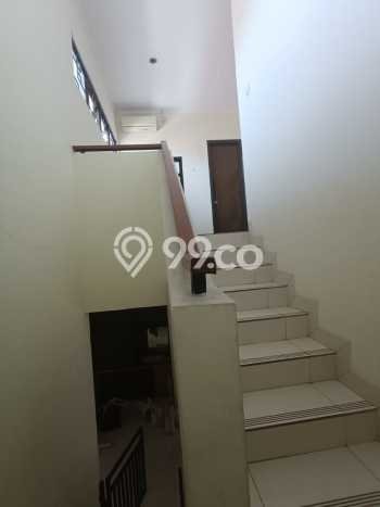 Disewakan! Rumah 3 Kamar Tidur &
2 Kamar Mandi di Bintaro, Tangerang Selatan Disewakan! Rumah 3 Kamar Tidur &
2 Kamar Mandi di Bintaro, Tangerang Selatan