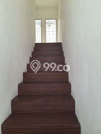 Lokasi strategis! Rumah siap pakai disewakan di Bintaro LB 110m2 Lokasi strategis! Rumah siap pakai disewakan di Bintaro LB 110m2