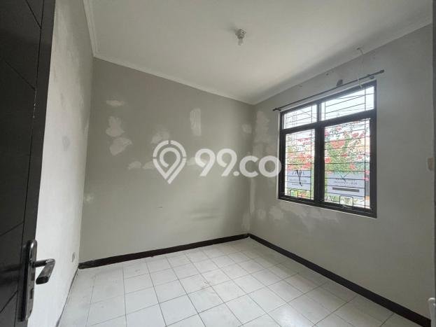 Jual Rumah Eksklusif 2 KT di Bintaro, Tangerang Selatan Jual Rumah Eksklusif 2 KT di Bintaro, Tangerang Selatan