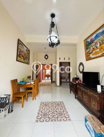 Dijual Cepat Rumah Bagus Siap Huni LB 175m2 di Colomadu, Karanganyar Dijual Cepat Rumah Bagus Siap Huni LB 175m2 di Colomadu, Karanganyar