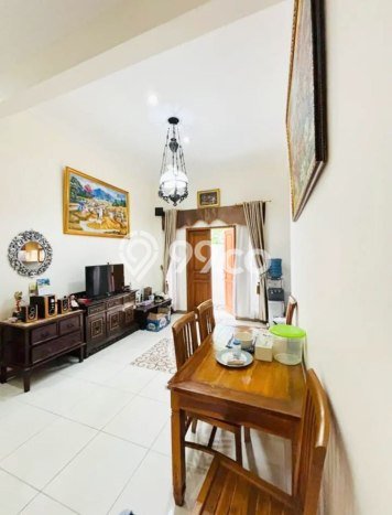 Dijual Cepat Rumah Bagus Siap Huni LB 175m2 di Colomadu, Karanganyar Dijual Cepat Rumah Bagus Siap Huni LB 175m2 di Colomadu, Karanganyar