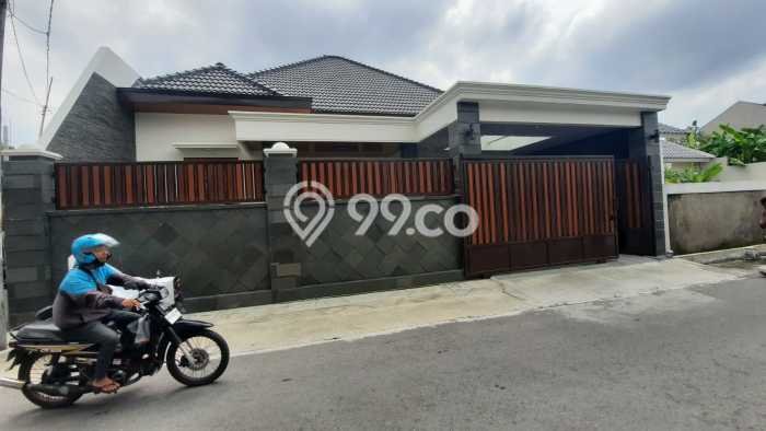Rumah Berkualitas LT 261m2m² / LB 240m2m² di Lokasi Strategis Banjarsari, Surakarta Rumah Berkualitas LT 261m2m² / LB 240m2m² di Lokasi Strategis Banjarsari, Surakarta