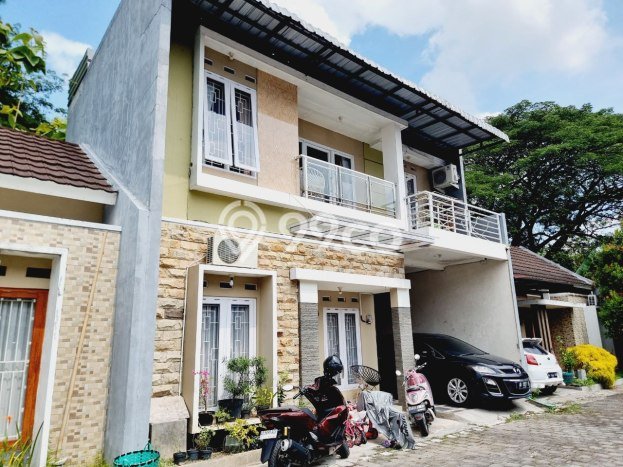 Hunian Cantik Minimalis Lb 95m2 di Colomadu, Karanganyar Hunian Cantik Minimalis Lb 95m2 di Colomadu, Karanganyar