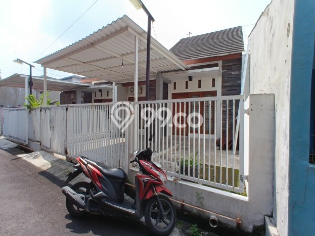 Lokasi strategis! Rumah siap pakai dikontrakkan di Laweyan LB 60m2 Lokasi strategis! Rumah siap pakai dikontrakkan di Laweyan LB 60m2
