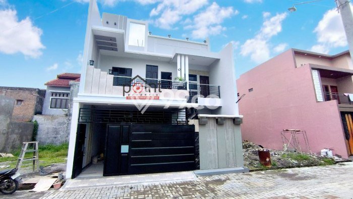 For Sale Rumah Mewah Exclusive di Banjarsari, Solo For Sale Rumah Mewah Exclusive di Banjarsari, Solo