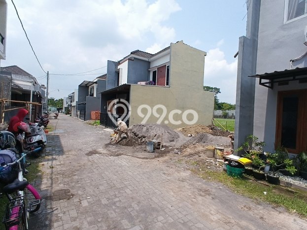 HARGA SPESIAL! Rumah Minimalis area Colomadu, Karanganyar, LT 72m2m² Bangunan 85m2m² BISA KPR! HARGA SPESIAL! Rumah Minimalis area Colomadu, Karanganyar, LT 72m2m² Bangunan 85m2m² BISA KPR!