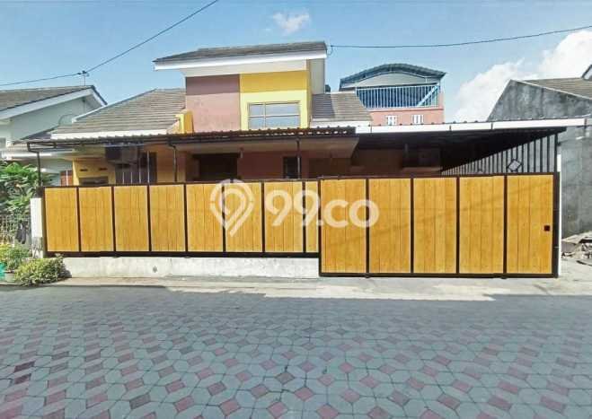 Dijual Cepat Rumah Favorit Siap Huni LB 120m2 di Colomadu, Karanganyar Dijual Cepat Rumah Favorit Siap Huni LB 120m2 di Colomadu, Karanganyar