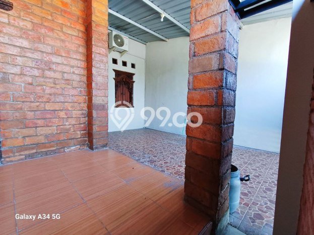 HUNIAN PREMIUM! Rumah di Colomadu, 2 KM, Kawasan Prospektif, LT 100m2m² LB 90m2m² HUNIAN PREMIUM! Rumah di Colomadu, 2 KM, Kawasan Prospektif, LT 100m2m² LB 90m2m²