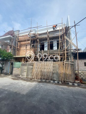 Rumah Strategis Minimalis Lb 200m2 di Colomadu, Karanganyar Rumah Strategis Minimalis Lb 200m2 di Colomadu, Karanganyar