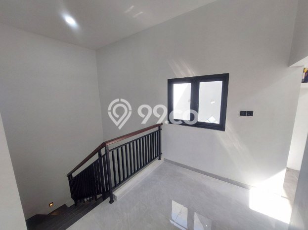 Dijual Cepat Rumah Favorit Siap Huni LB 400m2 di Colomadu, Karanganyar Dijual Cepat Rumah Favorit Siap Huni LB 400m2 di Colomadu, Karanganyar