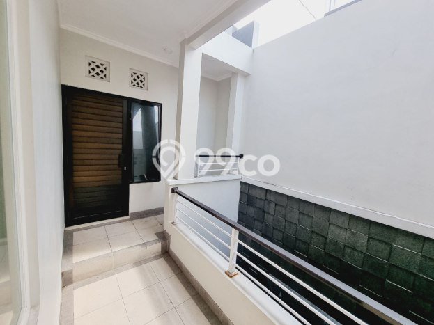 Dijual Cepat Rumah Favorit Siap Huni LB 250m2 di Banjarsari, Surakarta Dijual Cepat Rumah Favorit Siap Huni LB 250m2 di Banjarsari, Surakarta
