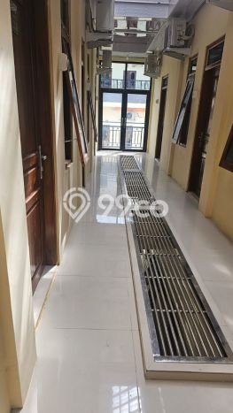 Unit Kost Dijual di Jebres dengan 70 Kamar Tidur & Luas Bangunan 1300m2 Unit Kost Dijual di Jebres dengan 70 Kamar Tidur & Luas Bangunan 1300m2