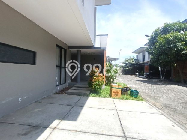 Dijual Cepat Rumah Favorit Siap Huni LB 115m2 di Colomadu, Karanganyar Dijual Cepat Rumah Favorit Siap Huni LB 115m2 di Colomadu, Karanganyar