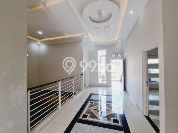 Dijual Cepat Rumah Favorit Siap Huni LB 250m2 di Banjarsari, Surakarta Dijual Cepat Rumah Favorit Siap Huni LB 250m2 di Banjarsari, Surakarta