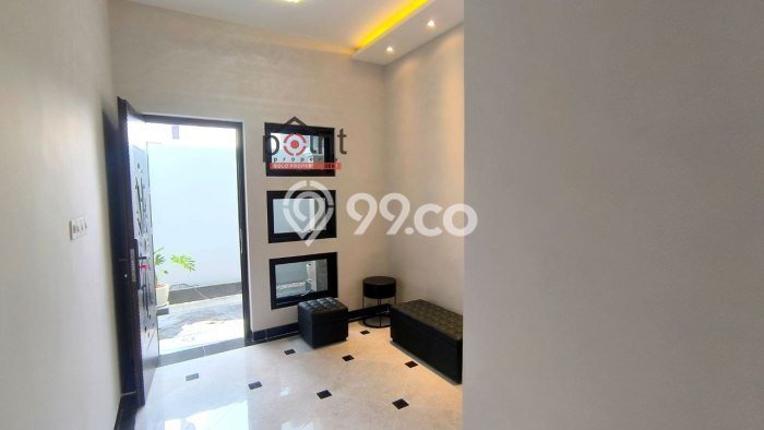 For Sale Rumah Mewah Exclusive di Banjarsari, Solo For Sale Rumah Mewah Exclusive di Banjarsari, Solo
