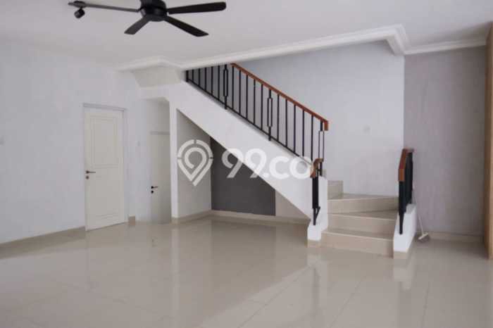 Jual Rumah Luas Elegan Dengan View Eksklusif di Kota Wisata, Bogor Jual Rumah Luas Elegan Dengan View Eksklusif di Kota Wisata, Bogor