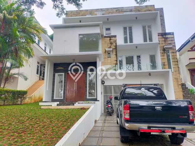 Hunian Mewah LB 350m2 Siap Huni Desain Elegan di Sentul City, Bogor Hunian Mewah LB 350m2 Siap Huni Desain Elegan di Sentul City, Bogor
