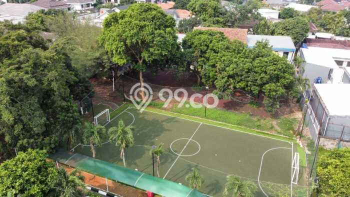 Unit Gudang Dijual di Jakarta Selatan LT 9915m2 & LB 1000m2 Unit Gudang Dijual di Jakarta Selatan LT 9915m2 & LB 1000m2