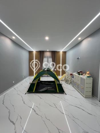 Dijual Rumah Mewah Elegan Dengan View Cantik di Tanah Kusir, Jakarta Selatan Dijual Rumah Mewah Elegan Dengan View Cantik di Tanah Kusir, Jakarta Selatan