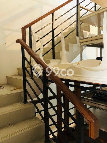 Unit Ruko Dijual di Tangerang LT 158m2 & LB 456m2 Unit Ruko Dijual di Tangerang LT 158m2 & LB 456m2