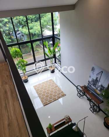 Hunian Elit LB 300m2 Siap Huni Desain Elegan di BSD City, Tangerang Hunian Elit LB 300m2 Siap Huni Desain Elegan di BSD City, Tangerang