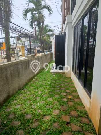 Ruko Disewa di Bogor dengan LB 495m2 Area Komersial Ramai Ruko Disewa di Bogor dengan LB 495m2 Area Komersial Ramai