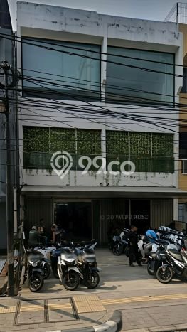 Ruko untuk Disewa di Pusat Jakarta Selatan Luas Bangunan 675m2 Ruko untuk Disewa di Pusat Jakarta Selatan Luas Bangunan 675m2