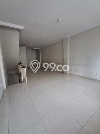 For Rent Ruko Kawasan , Luas 135m2m², Pusat Niaga For Rent Ruko Kawasan , Luas 135m2m², Pusat Niaga