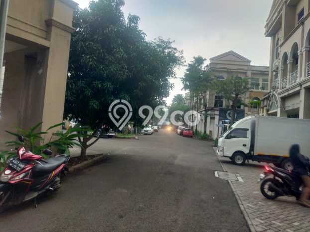 HARGA SPESIAL! Ruko di , Luas 135m2m², Jalan Strategis HARGA SPESIAL! Ruko di , Luas 135m2m², Jalan Strategis