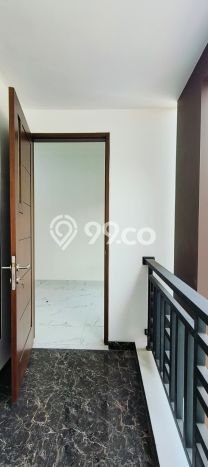 Hunian Nyaman Asri 4 KT Siap Pakai di Pondok Bambu Jakarta Timur Hunian Nyaman Asri 4 KT Siap Pakai di Pondok Bambu Jakarta Timur