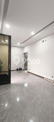 Rumah Luxury Modern Tanpa Renovasi di Pondok Kelapa Jakarta Timur Rumah Luxury Modern Tanpa Renovasi di Pondok Kelapa Jakarta Timur