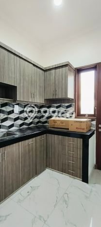 Hunian Nyaman Asri 4 KT Siap Pakai di Pondok Bambu Jakarta Timur Hunian Nyaman Asri 4 KT Siap Pakai di Pondok Bambu Jakarta Timur