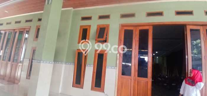 Unit Gudang disewakan di Bekasi Barat Bekasi dengan LT 415m2 / LB 900m2 Unit Gudang disewakan di Bekasi Barat Bekasi dengan LT 415m2 / LB 900m2