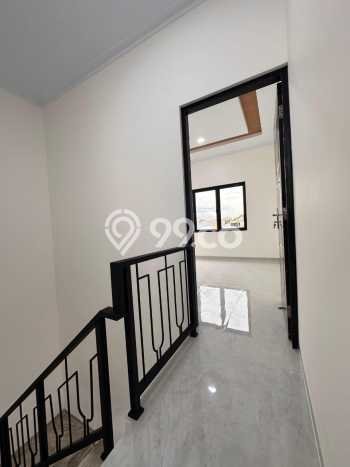 Jual Rumah Mewah Elegan Dengan View Cantik di Tanjung Duren, Jakarta Barat Jual Rumah Mewah Elegan Dengan View Cantik di Tanjung Duren, Jakarta Barat