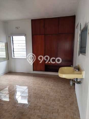 Vila Tenang di Cisarua, Ukuran 176m2m², Dekat ke beragam fasilitas Vila Tenang di Cisarua, Ukuran 176m2m², Dekat ke beragam fasilitas