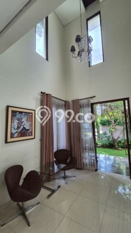 Rumah Luxury Modern Tanpa Renovasi di Citra Grand Jakarta Timur Rumah Luxury Modern Tanpa Renovasi di Citra Grand Jakarta Timur