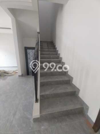 Rumah Luxury Modern Siap Huni di Kota Wisata Bogor Rumah Luxury Modern Siap Huni di Kota Wisata Bogor