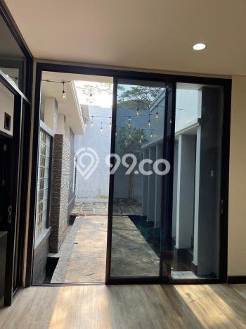 Rumah Luxury Modern Tanpa Renovasi di Citra Grand Jakarta Timur Rumah Luxury Modern Tanpa Renovasi di Citra Grand Jakarta Timur