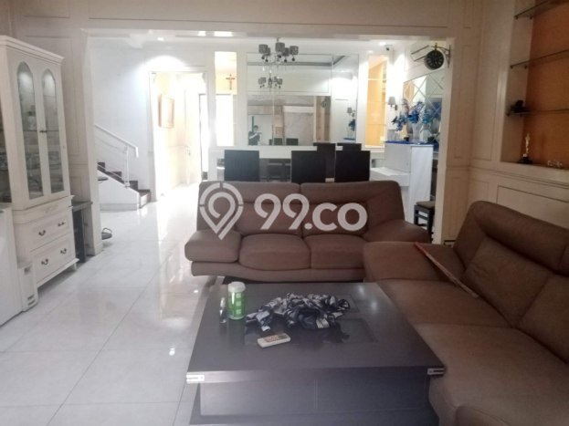 Rumah Luxury Modern Tanpa Renovasi di Harjamukti Depok Rumah Luxury Modern Tanpa Renovasi di Harjamukti Depok