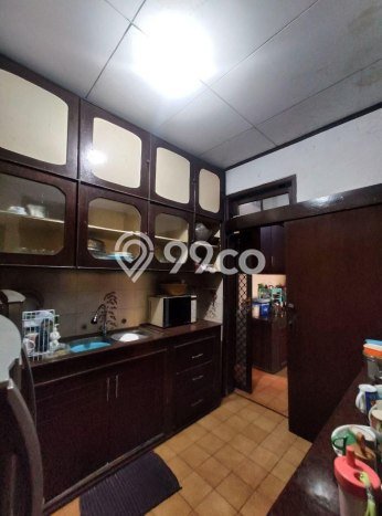 Siap Huni Hunian Elit 5 Kamar di Ciracas Dekat ke Mana Pun Siap Huni Hunian Elit 5 Kamar di Ciracas Dekat ke Mana Pun