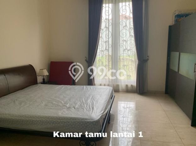 Jual Rumah Mewah Megah Dengan View Cantik di Cibubur, Jakarta Timur Jual Rumah Mewah Megah Dengan View Cantik di Cibubur, Jakarta Timur